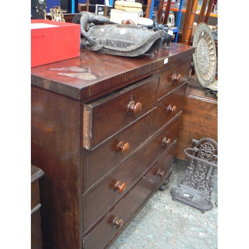 398 - VICTORIAN MAHOGANY TWO OVER THREE CHEST OF DRAWERS WITH ORIGINAL TURNED KNOBS. ONE LEG IS OFF BUT IN... 