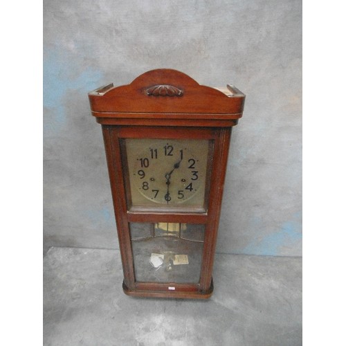 355 - AN EDWARDIAN STRIKING WALL CLOCK WITH SILVERED DIAL, MAHOGANY CASE AND KEY - WORKING WHEN LOTTED