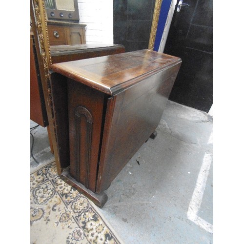 381 - 1930'S / 40'S OAK DROP LEAF TABLE - 90CM X 150CM WITH LEAVES UP