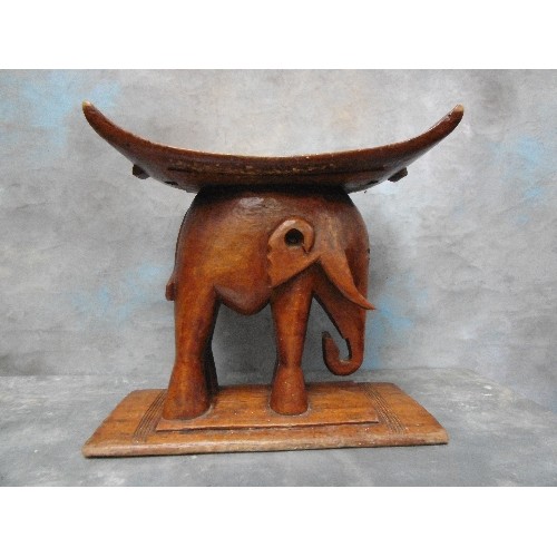 223A - EARLY 20TH CENTURY AFRICAN ASHANTI ELEPHANT STOOL IN SOLID HARDWOOD. GOOD AGE AND PATINATION - OLD D... 