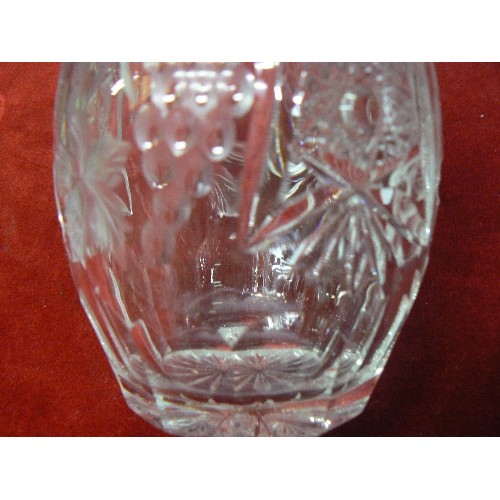 70 - A VERY ELEGANT CRYSTAL SHERRY DECANTER ETCHED WITH FRUITING VINES AND WITH AN 800 SILVER COLLAR