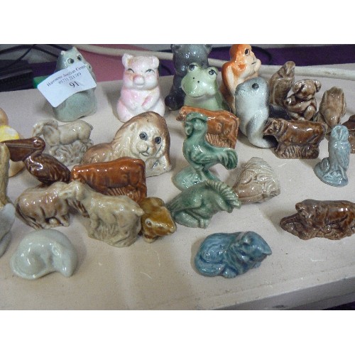 91 - APPROX 28 MINIATURE ORNAMENTS, INC WADE WHIMSIES.