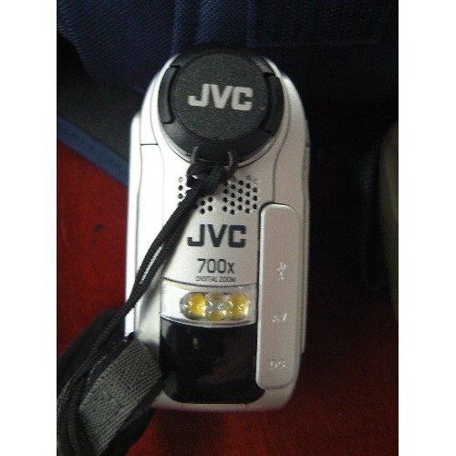 214 - JVC GR-DX67EK MINI DIGITAL VIDEO CAMERA. IN PADDED CASE WITH CHARGER.