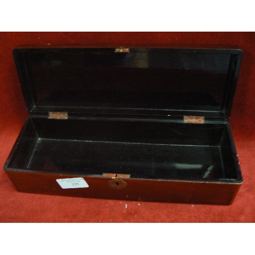 325 - LAQUERED ORIENTAL STYLE GLOVE BOX.