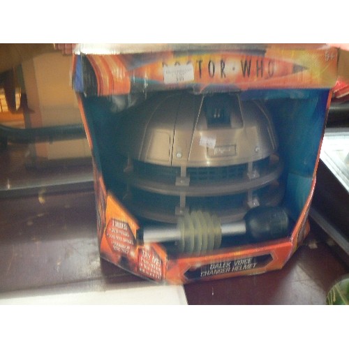 340 - DOCTOR WHO DALEK VOICE CHANGER HELMET. WITH ORIGINAL BOX.