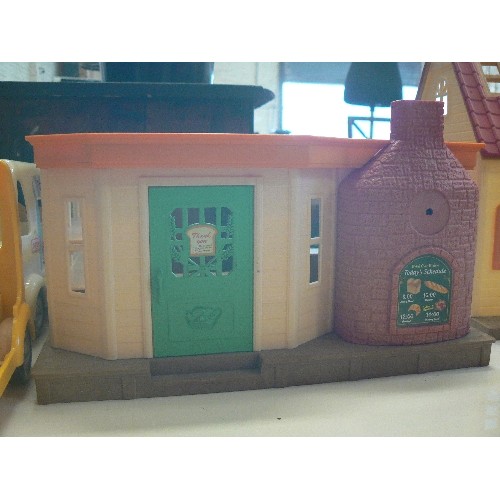 352 - SYLVANIAN FAMILIES VILLAGE CAKE SHOP, HOUSE, CHAPEL AND BAKERY. ALSO CHARACTERS, FURNITURE AND MISC ... 