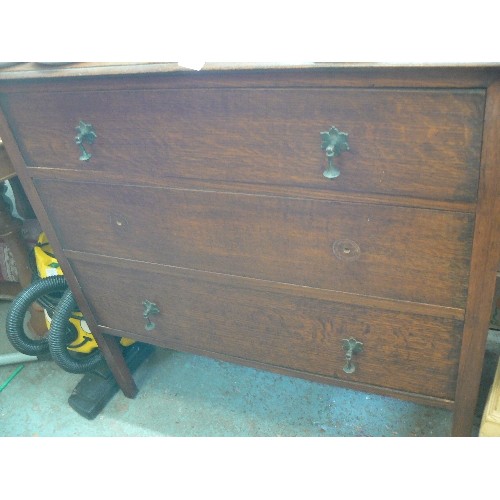 428 - ANTIQUE 3 DRAWER CHEST. OAK. DROP HANDLES [1 OF WHICH IS IN THE DRAWER]