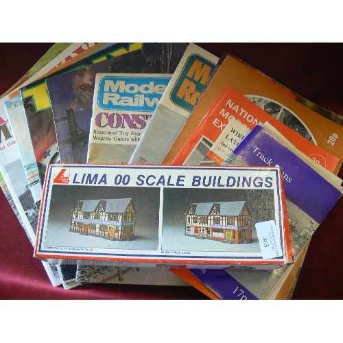 463 - MODEL RAILWAY/00 GUAGE INTEREST. LIMA BUILDING KIT, MAGAZINES AND BOOKLETS.