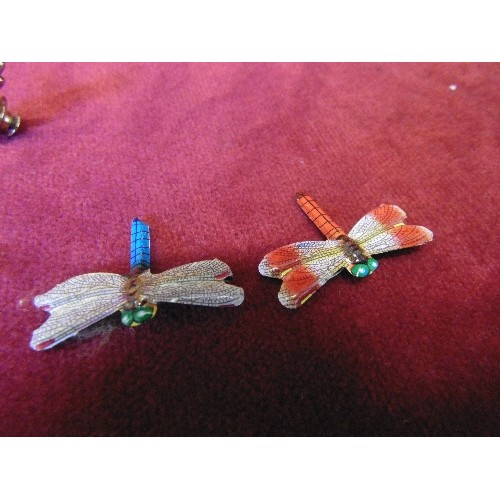 32 - 6 SMALL METAL DRAGONFLY BROOCHES