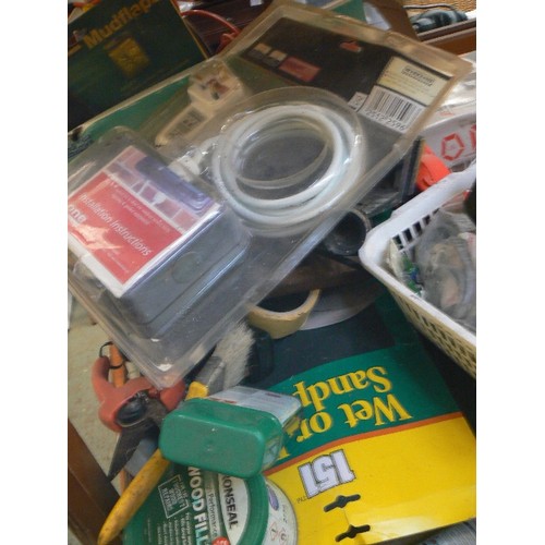 611 - LARGE BOX OF USEFUL GARAGE/SHED ITEMS. OSCILLATING SPRINKLER, DOUBLE SIDE TAPE, WOOD FILLER, TOOLS, ... 