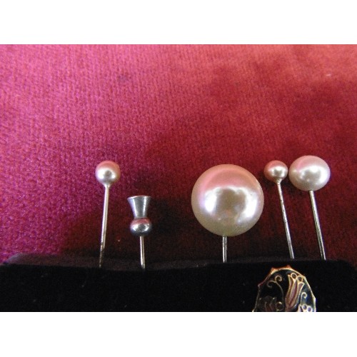 37 - COLLECTION OF 9 VINTAGE HAT PINS