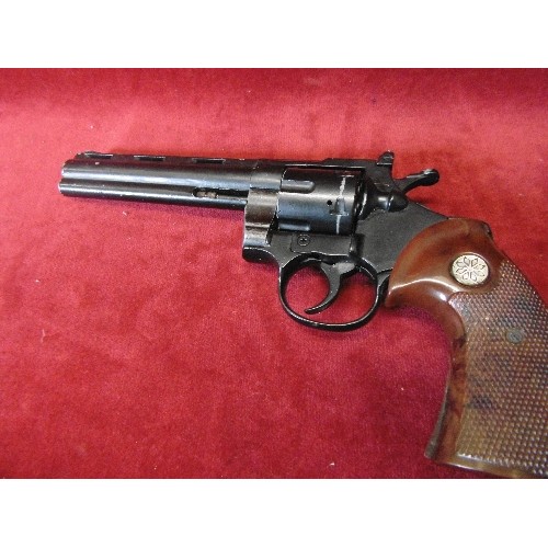 51 - REPLICA REVOLVER MADE IN ITALY WITH LEATHER HOLSTER