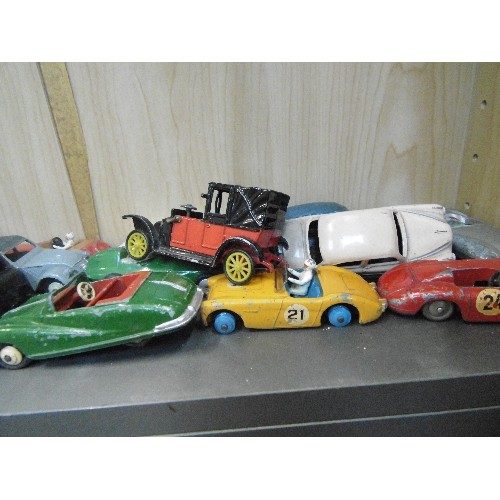 553 - APPROX 38 VINTAGE DIE-CAST VEHICLES. INC DINKY TOYS ROLLS ROYCE SILVER WRAITH, AUSTIN ATLANTIC, OLDS... 