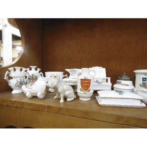 622 - APPROXIMATELY 40 X VINTAGE CRESTED CHINA. SOME LOCAL, INCLUDING A LITTLE BULLDOG FROM WISBECH, AND A... 