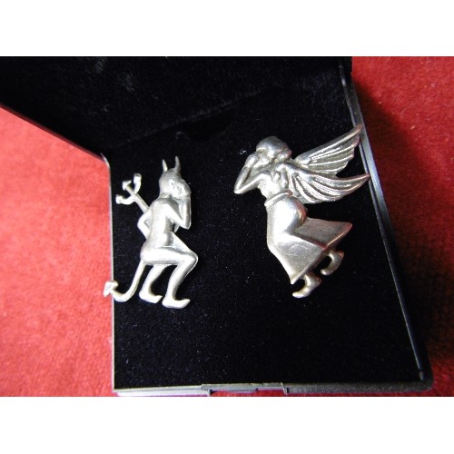 33 - A PAIR OF SILVER EARRINGS THE DEVIL ONE SIDE THE ANGEL THE OTHER BOTH WHISPERING IN YOUR EAR