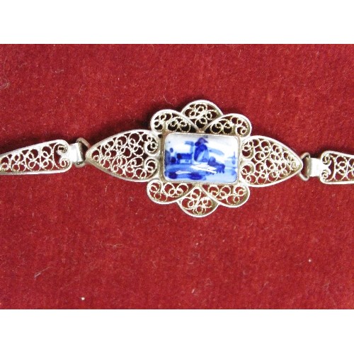 12 - A LOVELY SILVER DUTCH FILIGREE WORKED BRACELET WITH DELFT CERAMIC PLAQUE  WEIGHT