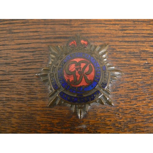 81 - 2 VINTAGE WOODEN CIGARETTE BOXES, ONE WITH ROYAL ARMY SERVICE CORPS BADGE ON THE LID AND ONE WITH A ... 