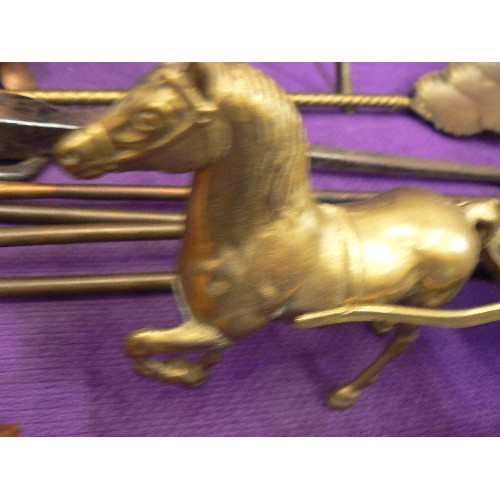 98 - PAIR OF BRASS HORSE AND HACKNEY CARRIAGES (VICTORIAN STYLE)