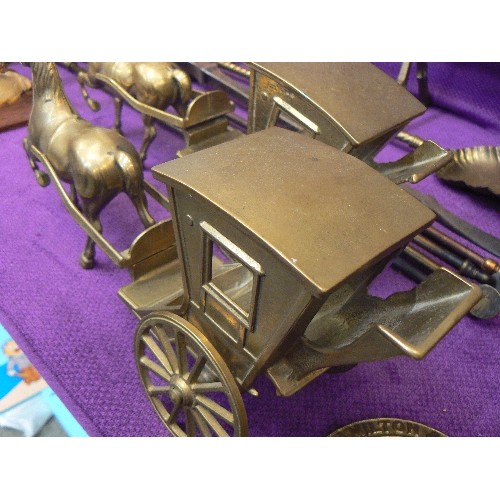 98 - PAIR OF BRASS HORSE AND HACKNEY CARRIAGES (VICTORIAN STYLE)