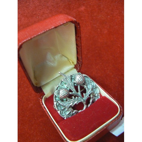62 - A HANDSOME SCOTTISH SILVER THISTLE BROOCH WITH FULL SCOTTISH HALLMARKS  EDINBURGH W WRIGHT & SONS, I... 
