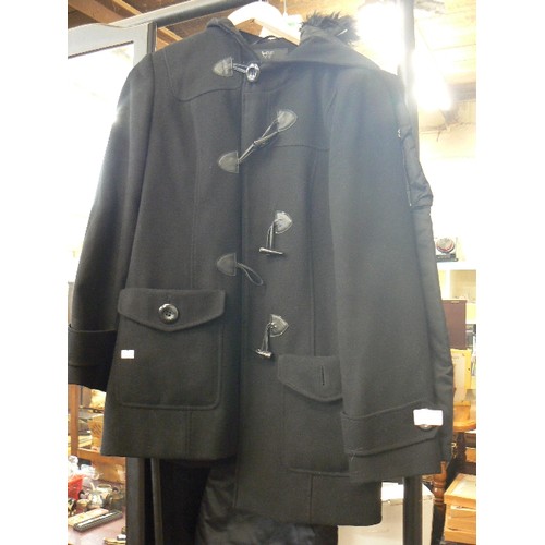 185 - 2 X LADIES BLACK COATS. A DUFFLE COAT, AND A FULL-LENGTH PARKA STYLE. SMALL SIZE. APPEAR IMMACULATE ... 