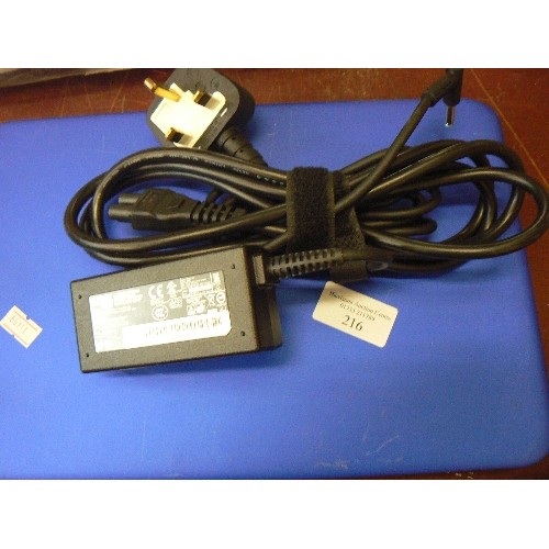 216 - HP STREAM NOTEBOOK/LAPTOP IN BLUE. WITH CHARGER.