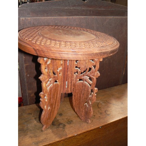 159 - SMALL CARVED INDONESIAN TABLE.