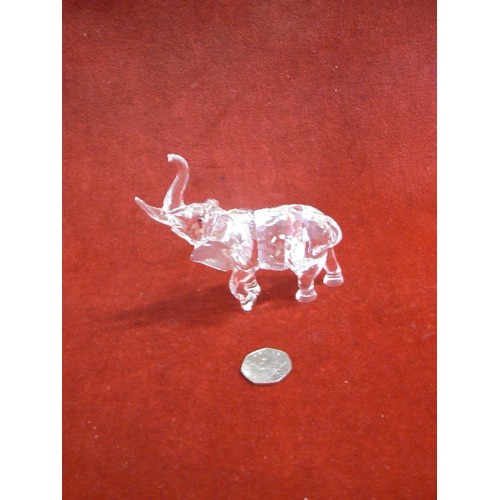 39 - SWAROVSKI Figurine Elephant Mother 678945 - - -2017. Mint In Box