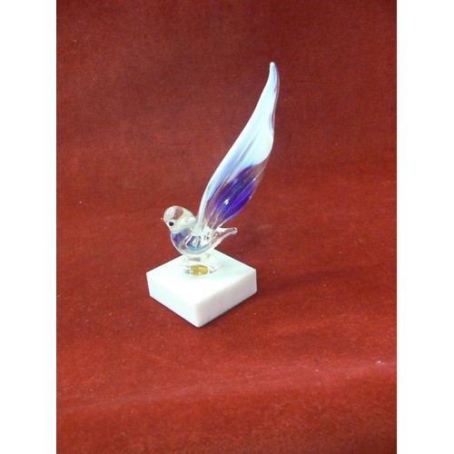 67 - LOVELY GLASS BIRD ON MARBLE PLAQUE