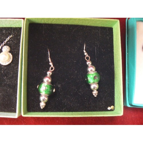 92 - THREE GREEN BOXES OF NECKLACE AND EARRINGS SETS 1 ABALONE SHELL THE OTHER IN THE STYLE OF SWAROVSKI ... 