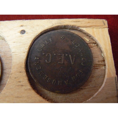 71U - A COLLECTION OF 24 EARLY TOKENS A NUMBER ARE IN VERY GOOD CONDITION