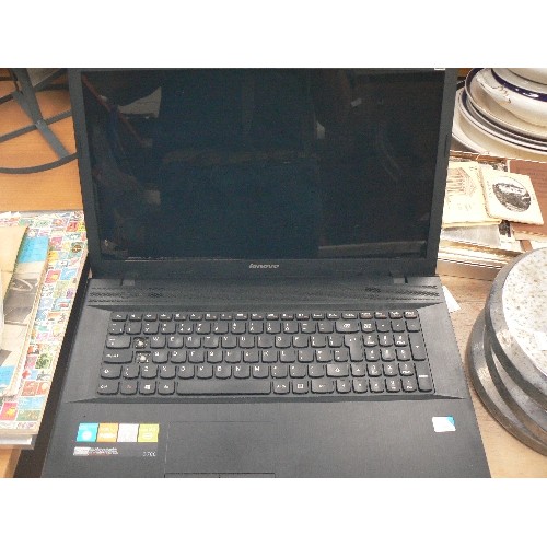 LENOVO G700 LAPTOP ( NO LEADS)