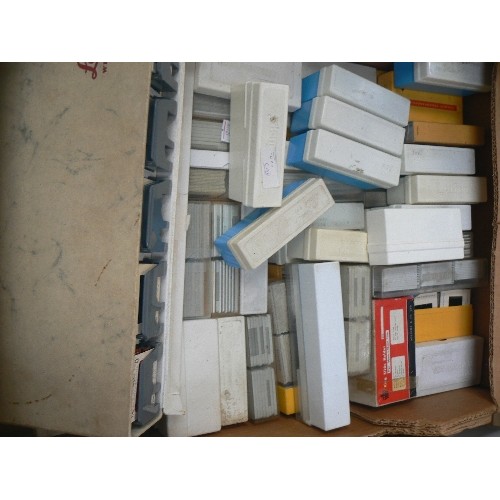 558 - BOX OF MIXED SLIDES