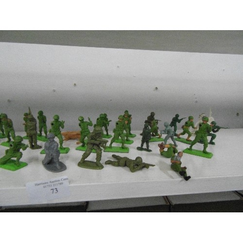 73 - LARGE QUANTITY OF SMALL PLASTIC COMBAT SOLDIERS. SOME WITH MISSING ARMS.