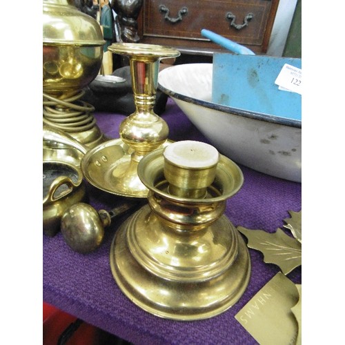 125 - BRASSWARE. INC 'ELECTRIC OIL LAMP' VARIETY OF CANDLESTICKS ETC