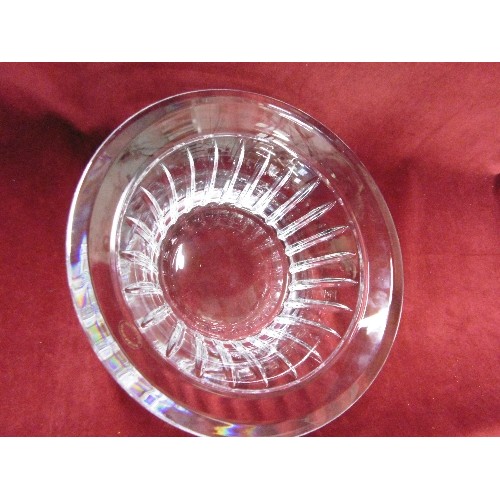 210 - MODERN & HEAVY LEAD CRYSTAL TRIFLE BOWL.