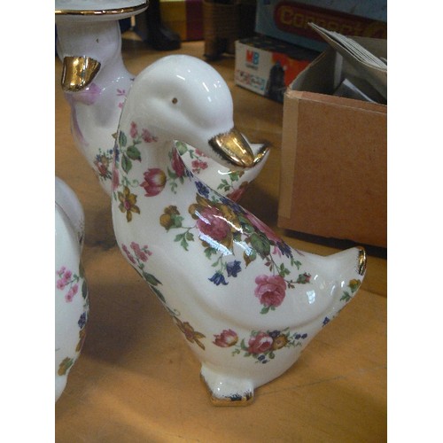 299 - PRETTY COLLECTION OF PINK-ROSE CHINA. 7 PCS INC DUCKS, RABBIT, CAT, SMALL VASES. CROWN, STAFFORDSHIR... 