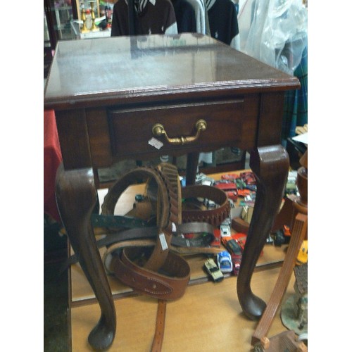 314 - DARK WOOD SIDE TABLE ON TALL CABRIOLE LEGS.