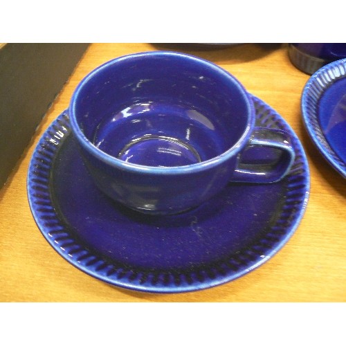 321 - INK-BLUE TEA SET. 6 PERSON.