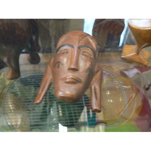 360 - TREEN/WOODEN FIGURES. INC RUSSIAN DOLL, MASAI MEN, ELEPHANTS, MEN ON CAMELS, BIRDS ETC