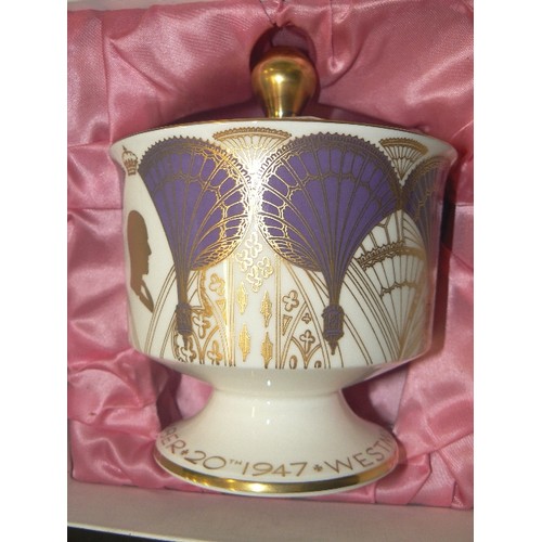 375 - COALPORT 'ELIZABETH & PHILIP COMMEMORATIVE SILVER WEDDING POT, IN PRESENTATION BOX, ALSO 2 X 1970'S ... 