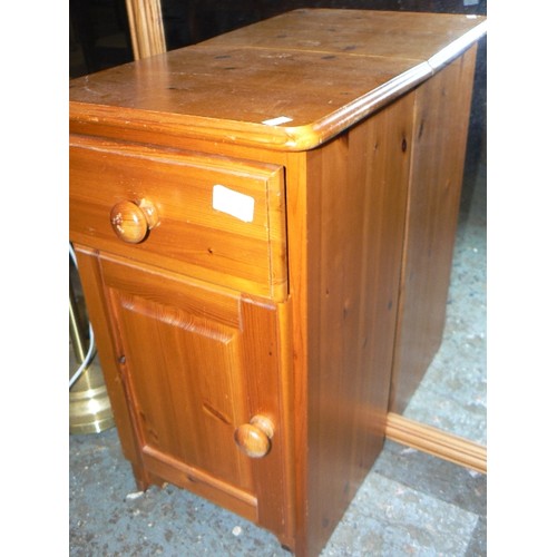 396 - SMALL PINE CABINET/BEDSIDE, TOGETHER WITH A LARGE PINE FRAMED MIRROR.