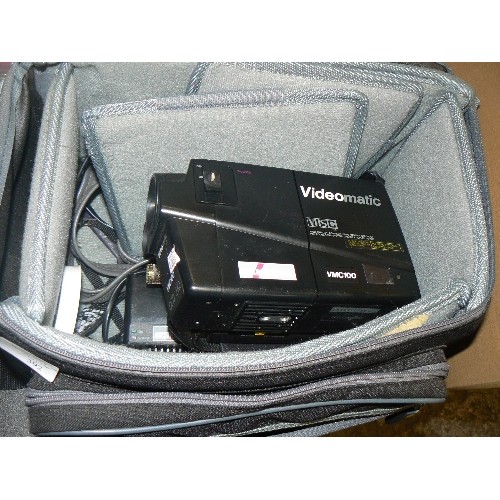 392 - VIDEO RECORDER 'VIDEOMATIC VMC100' WITH ACCESSORIES, TOGETHER WITH BOX OF VINTAGE CAMERAS, FLASHGUNS... 