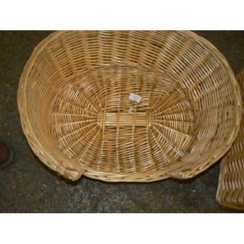 485 - WICKER DOG BASKET. MEDIUM SIZE.