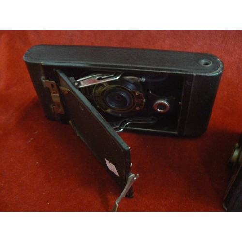 153 - KODAK EASTMAN, FOLDING AUTOGRAPHIC BROWNIE. ALSO SIX-20 'BROWNIE' JUNIOR.