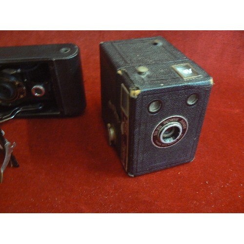 153 - KODAK EASTMAN, FOLDING AUTOGRAPHIC BROWNIE. ALSO SIX-20 'BROWNIE' JUNIOR.