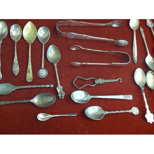 160 - BOX OF VINTAGE APOSTLE SPOONS, SUGAR NIPS, KITHURST SPIKES ETC.