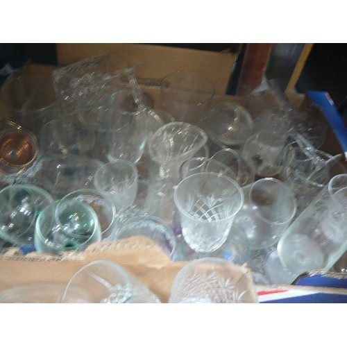 574 - 4 BOXES OF MIXED GLASSES