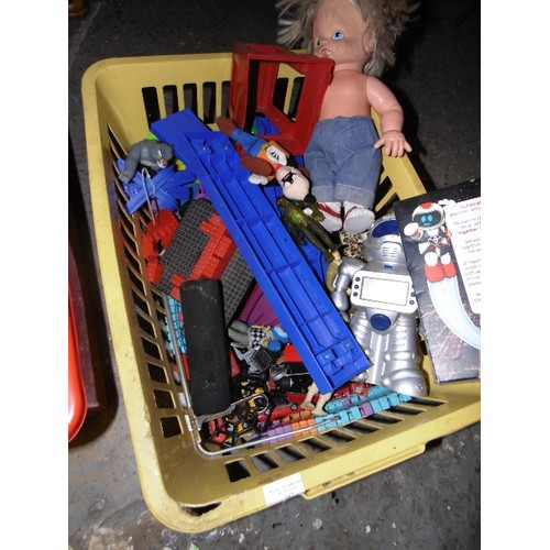 352 - BOX OF MIXED TOYS, INC SCIENCE MUSEUM ROBOT, DIE-CAST VEHICLES, LEGO, SMURF, DOLLS & FIGURES ETC ETC... 