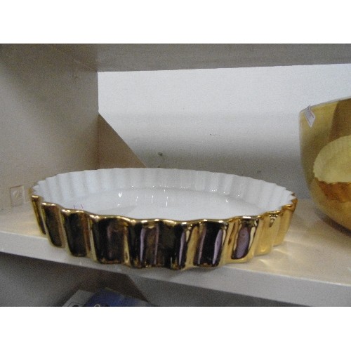 66 - FABULOUS ROYAL WORCESTER GOLD METALLIC PORCELAIN KITCHENWARE. VERY LARGE SALAD BOWL[SHAPE 57-SIZE 1]... 